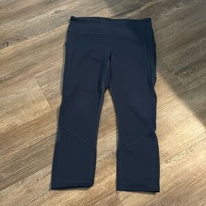 Lululemon crop leggings, navy, size 6